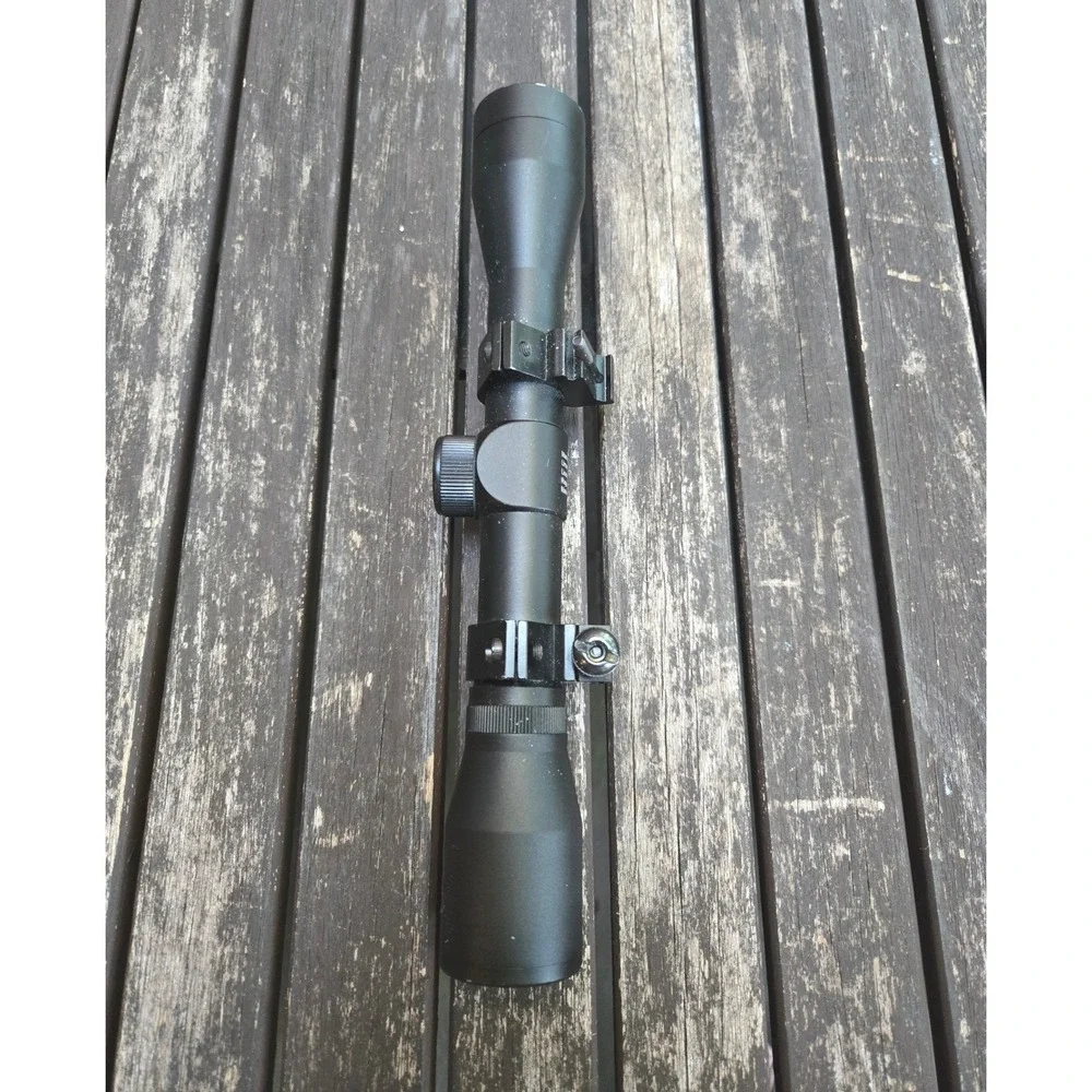 Vintage Ruger 4x32 Air Rifle Scope by Umarex with Mounting Rings